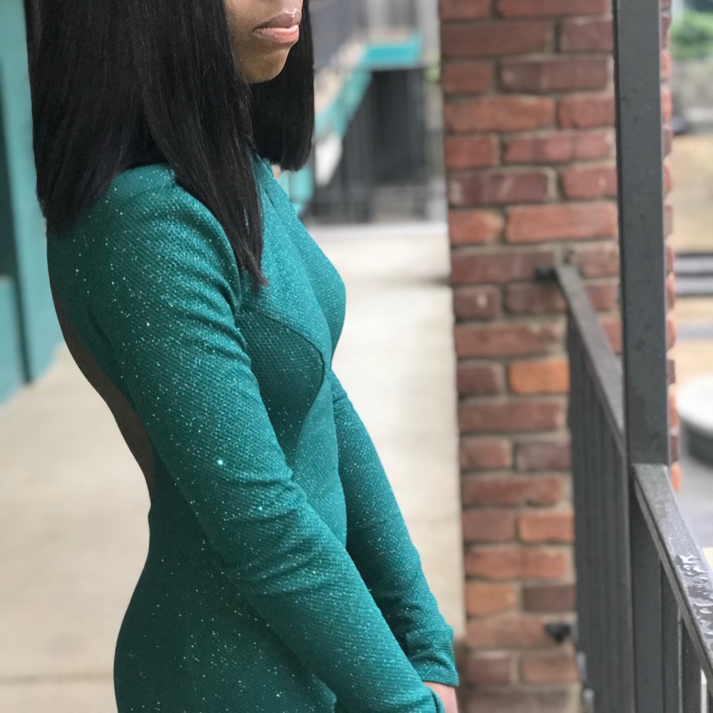 I am selling my Jovani prom dress. - Picture 4 of 8